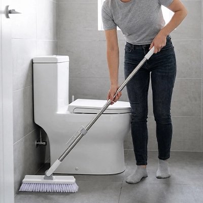 BALAIS BROSSE ​SALLE BAIN PROPRE