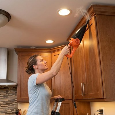 Mini aspirateur avec fils pour meuble propre