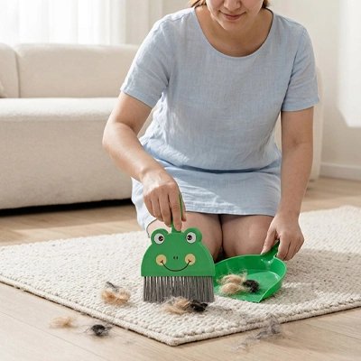 Pelle balayette pour tapis propre