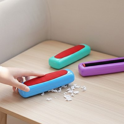 Ramasse miettes de table pratique